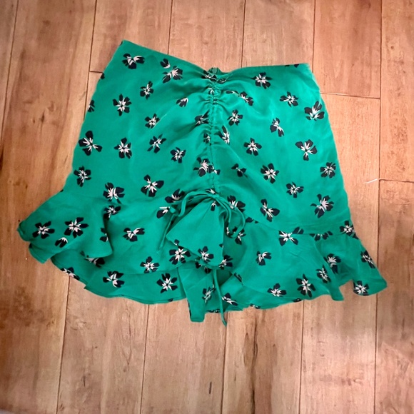 BEC + BRIDGE CO-ORD 2PC. SILK SKIRT SET, SIZE US 4, GREEN/BLACK - Picture 2 of 11